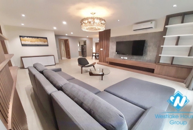 Nice new apartment for rent at the link Ciputra building 3 bedrooms 2 bathrooms fully furnished